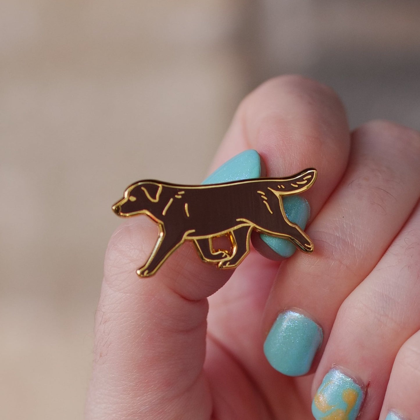 Labrador Retriever Pin - Chocolate